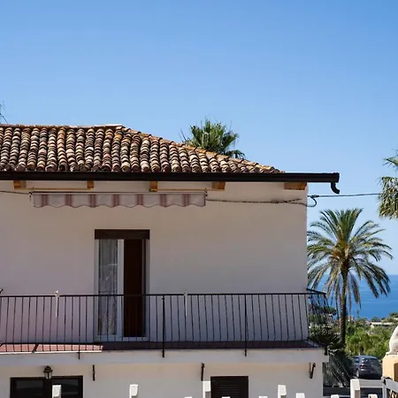 Holiday home Casa Vacanza Furchi Wine *